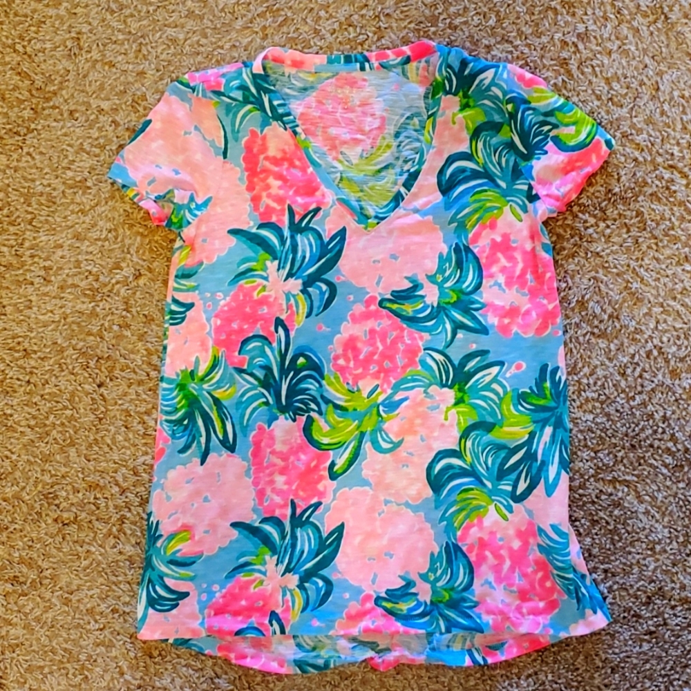 Lilly Pulitzer Pineapple Shake shirt size XXS